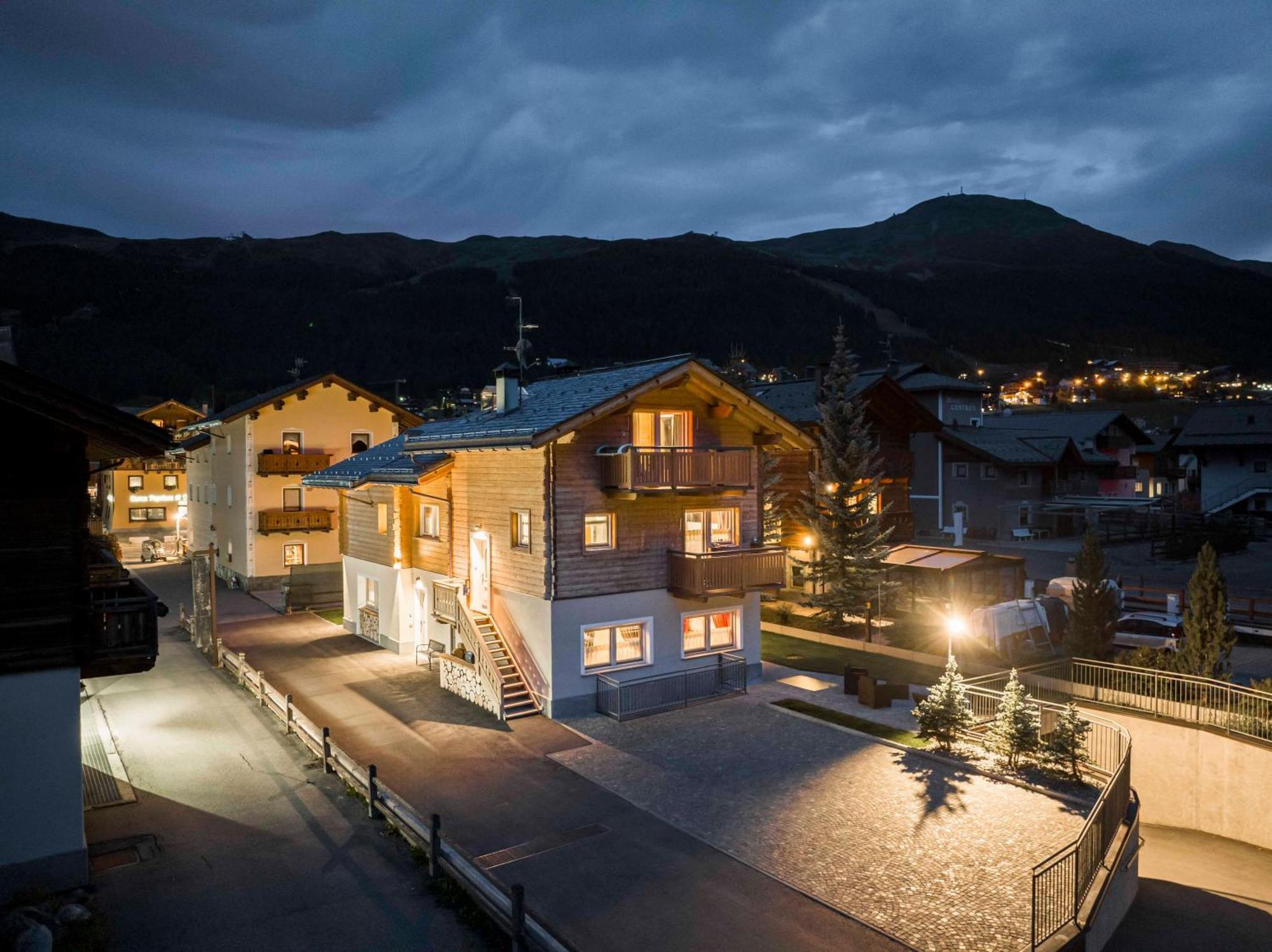 Ag Apartments Livigno Centro ภายนอก รูปภาพ